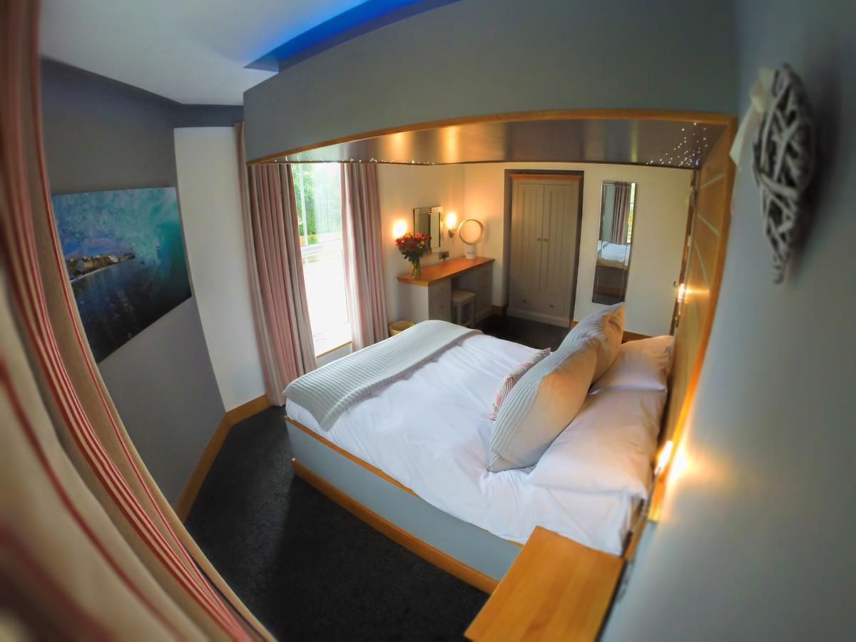 The Oceanic Luxury Aparthotel Falmouth Eksteriør bilde