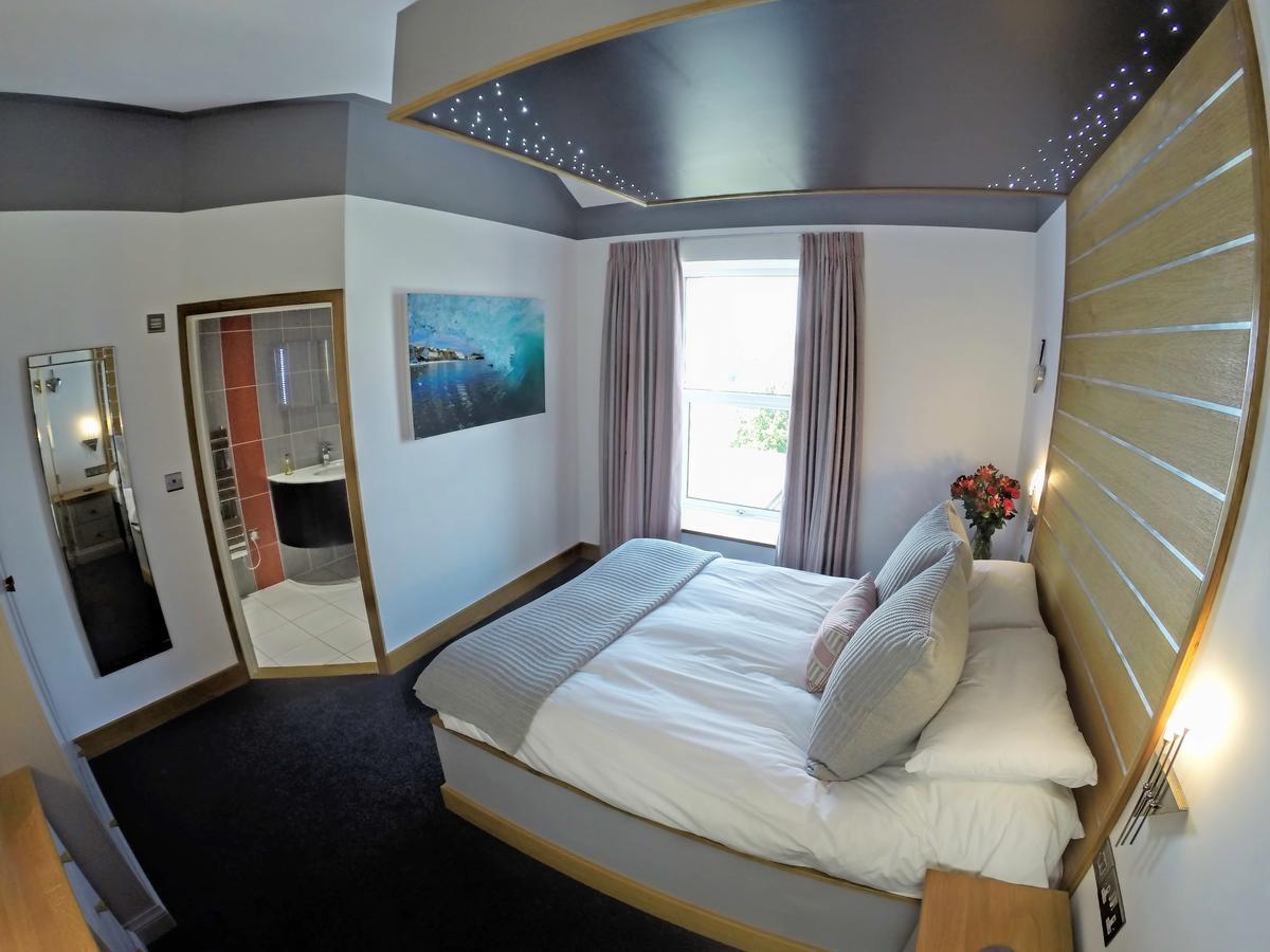 The Oceanic Luxury Aparthotel Falmouth Eksteriør bilde