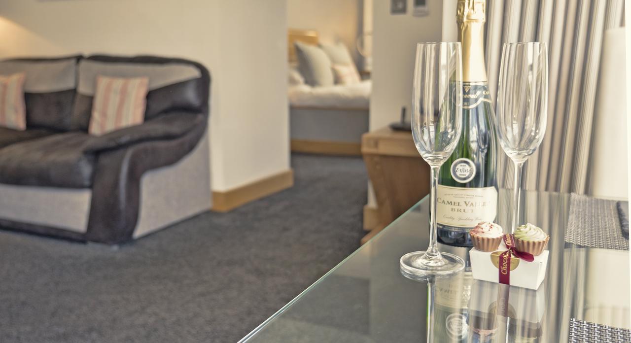 The Oceanic Luxury Aparthotel Falmouth Eksteriør bilde