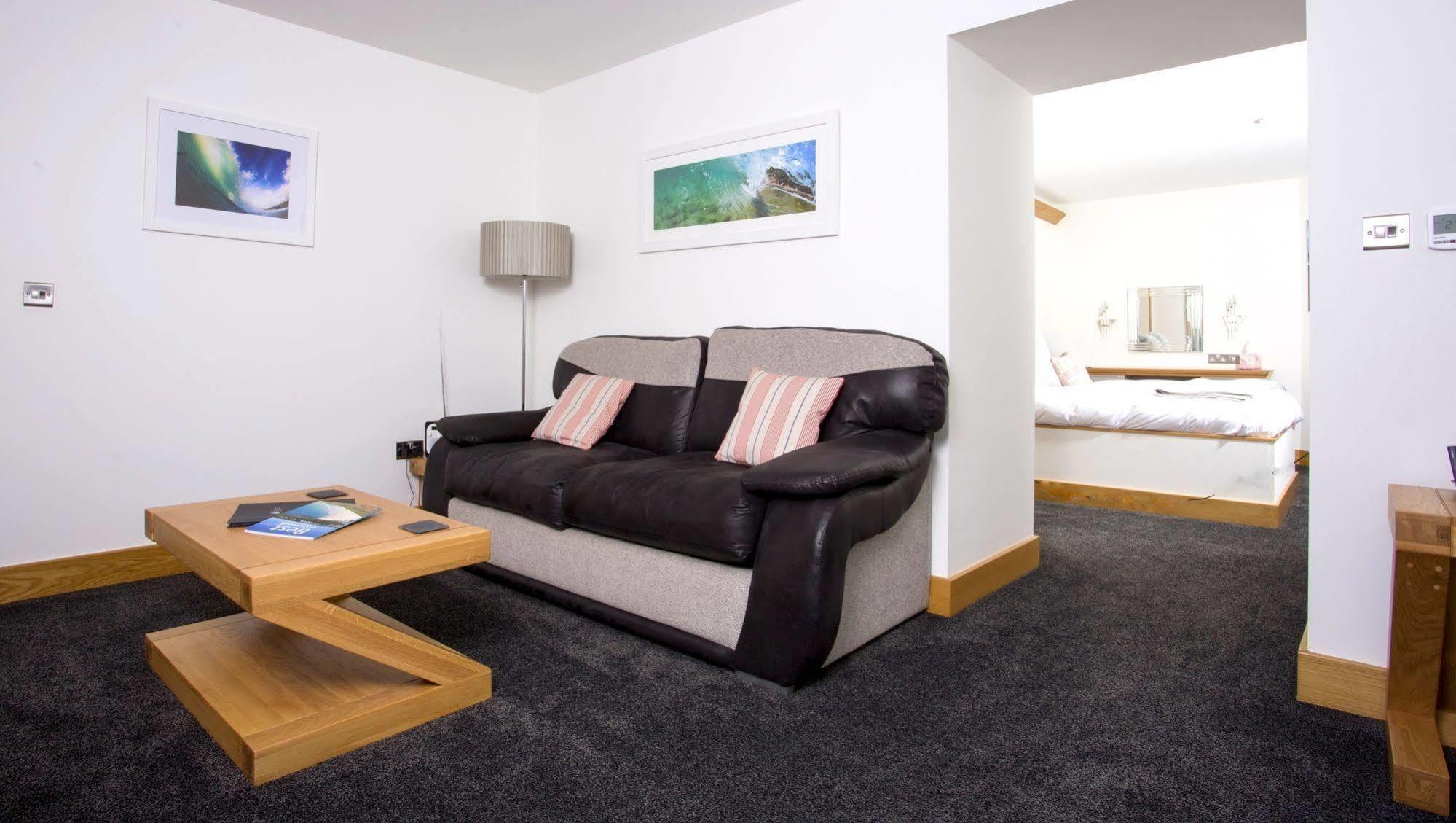 The Oceanic Luxury Aparthotel Falmouth Eksteriør bilde